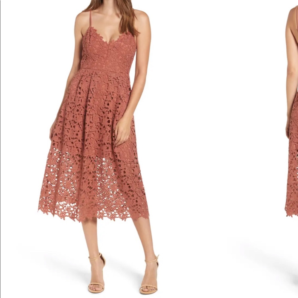 ASTR Lace MIDI dress
